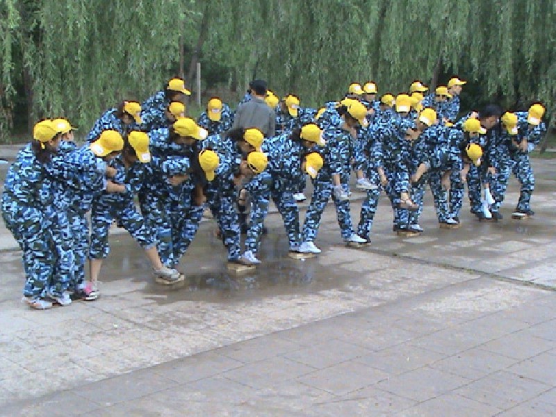18、巧渡硫酸河